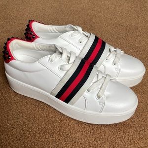 Steve Madden Womens Becks Sneakers